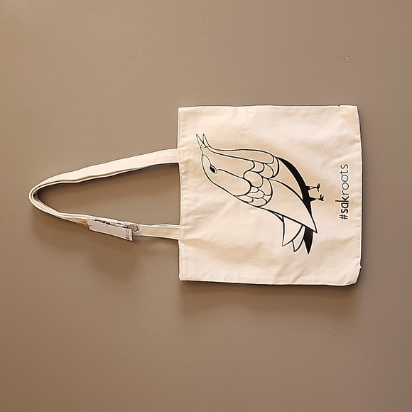 Sakroots Handbags - NWT Sakroots bag